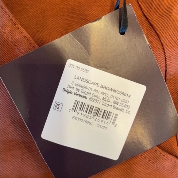 💜 5 for $25 or 3 for $28 Ava & Viv rust red shorts - Picture 3 of 8